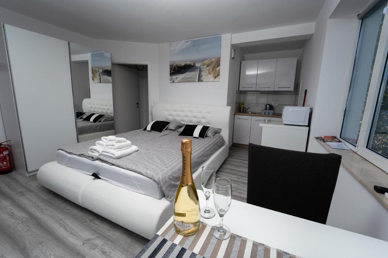 Bellevue Molet Apartments Koper Exterior photo